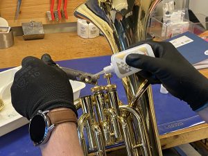 Vedlikehold av blåseinstrument